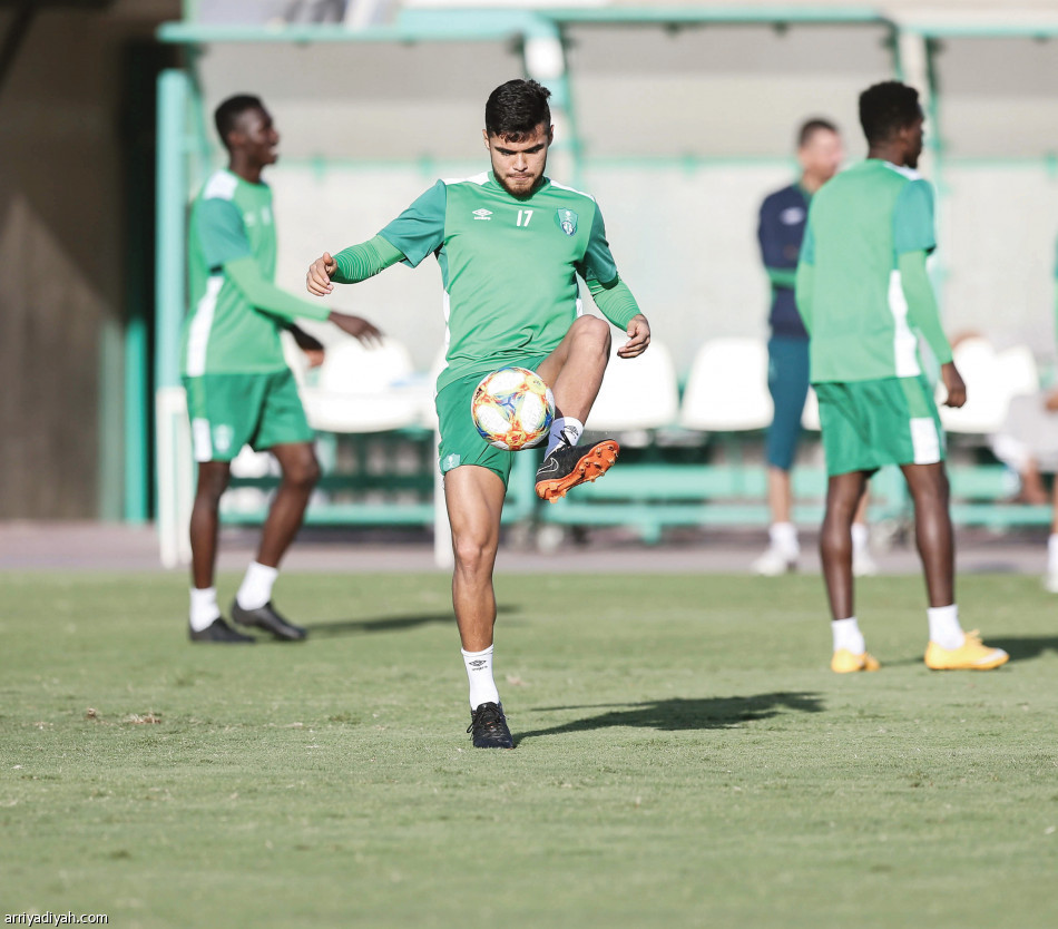الأهلي 
يستعد باللمسة الواحدة