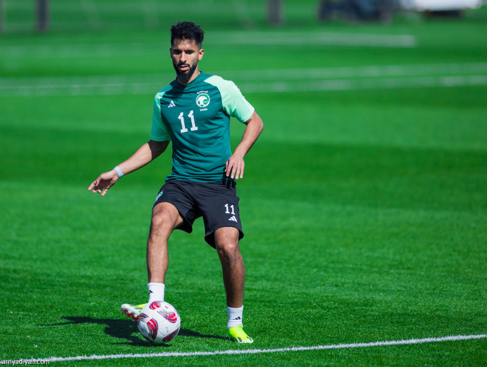 مانشيني يكتفي بالصباحية.. ويقسّم اللاعبين