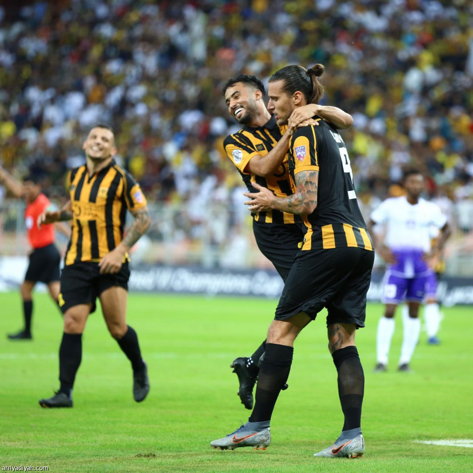 بثلاثية العهد.. الاتحاد على أعتاب ثمن نهائي «العربية»