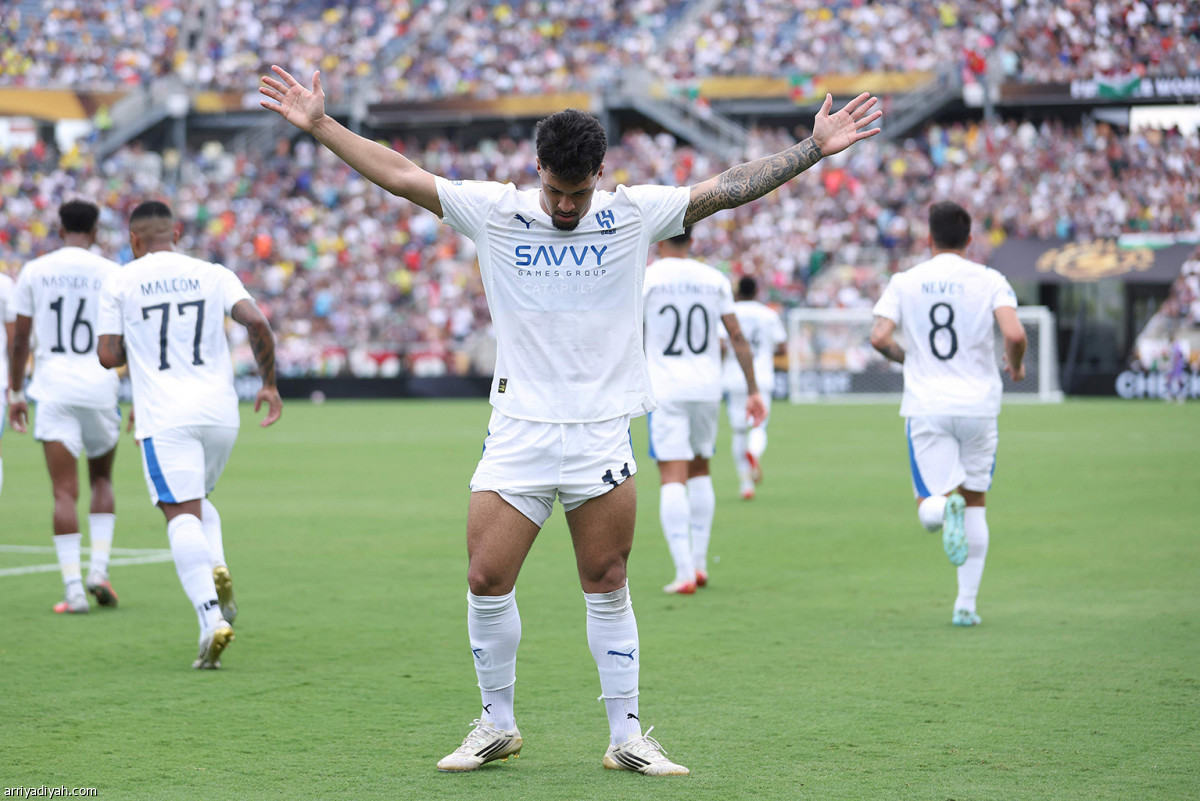 ليوناردو هداف المونديال