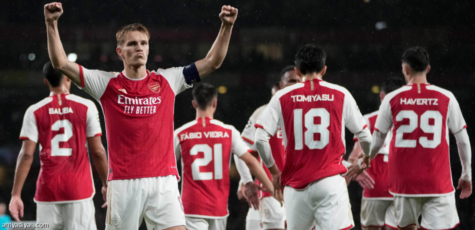 أرسنال يقسو على أيندهوفن برباعية