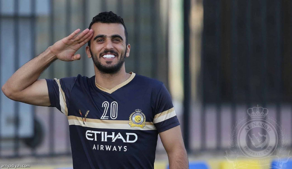 فيتوريا 
يتخلص من الشهري والجبرين