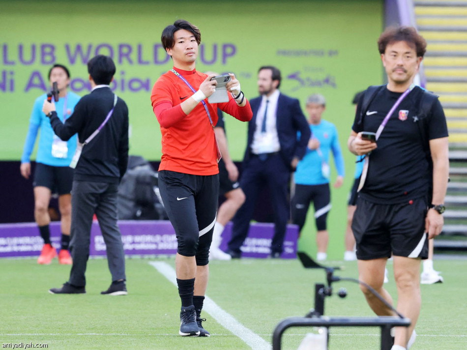 أوراوا
يعتمد الدفاع