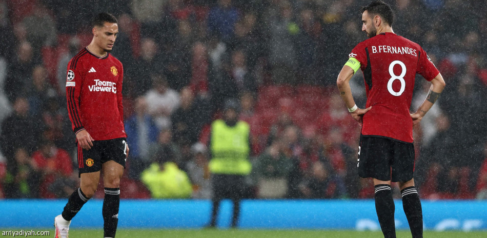 غلطة سراي يسقط مانشستر يونايتد على أرضه