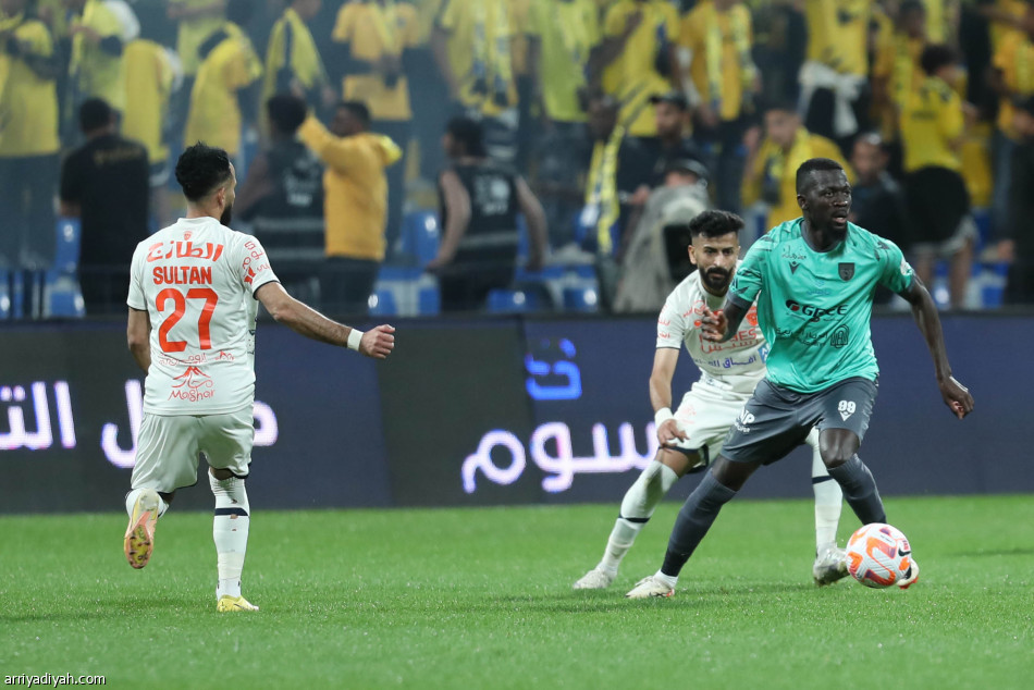 التعاون يصعد إلى المركز الثالث مؤقتا