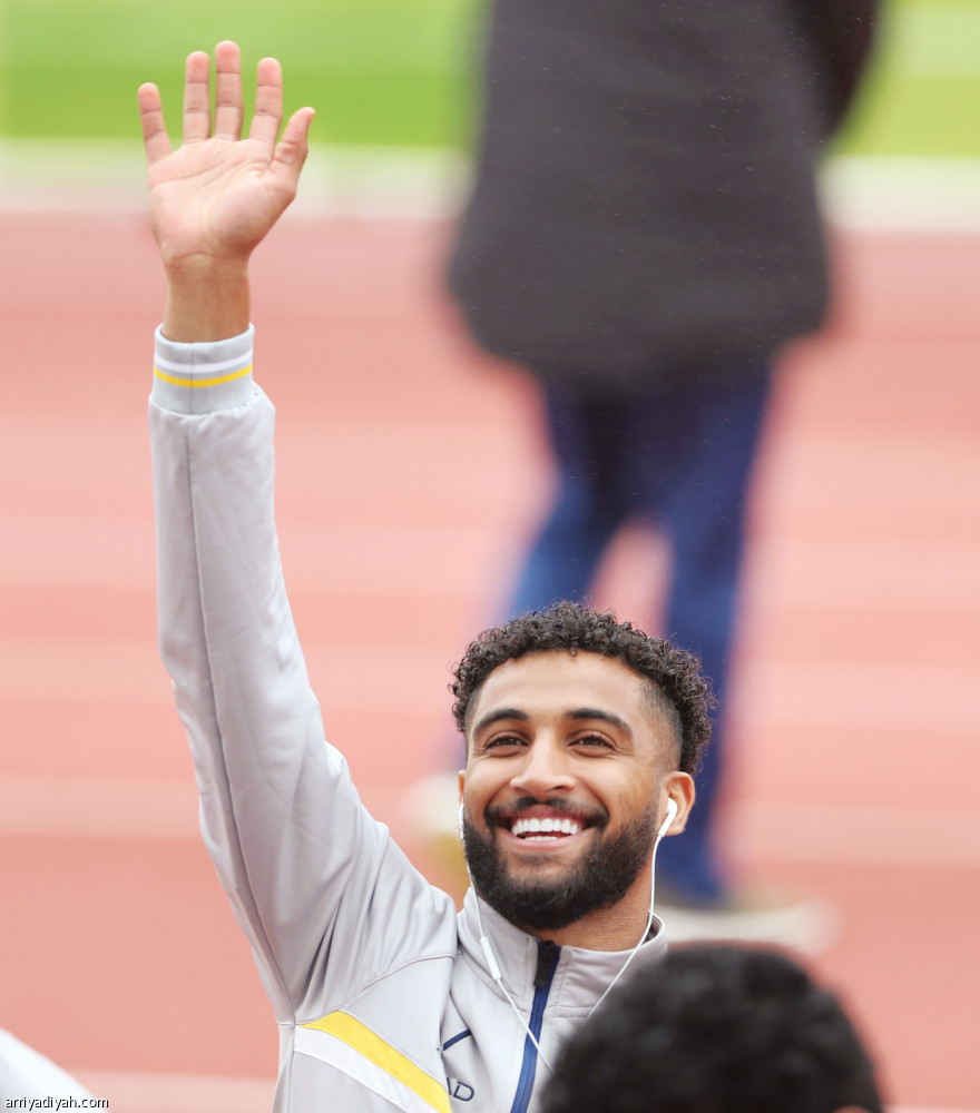 24 نصراويا 
يجتازون التجربة الأولى