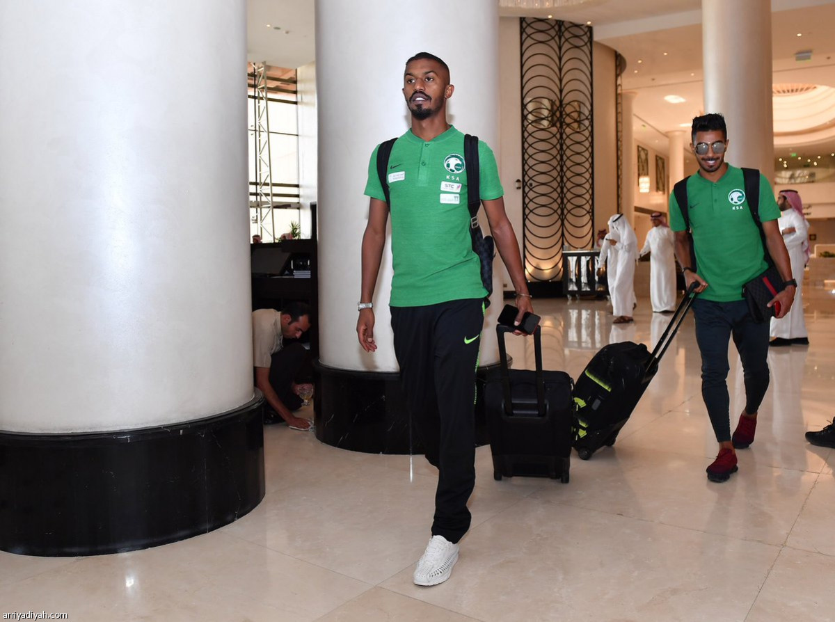 نجوم الأخضر ينتظمون