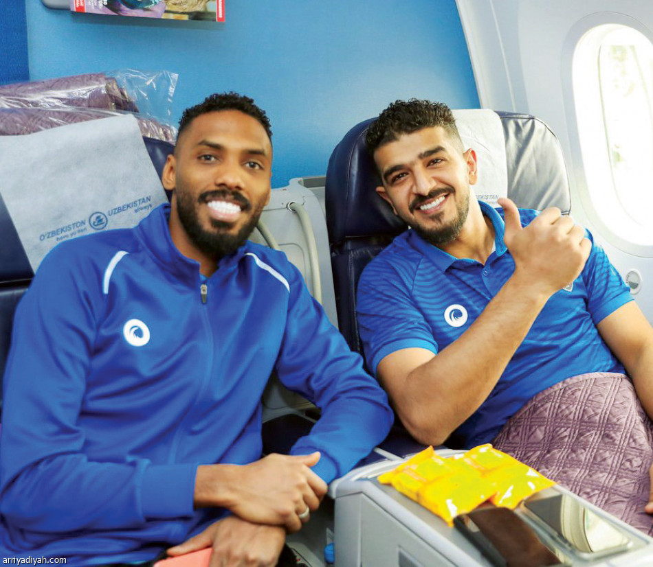 الهلال في طوكيو..
طباخ وفندق خارج المدينة