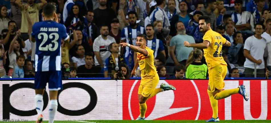 برشلونة يُسقط بورتو.. ويتصدر