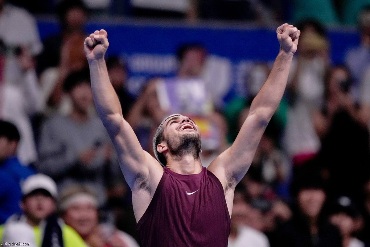 ألكاراز بطلا