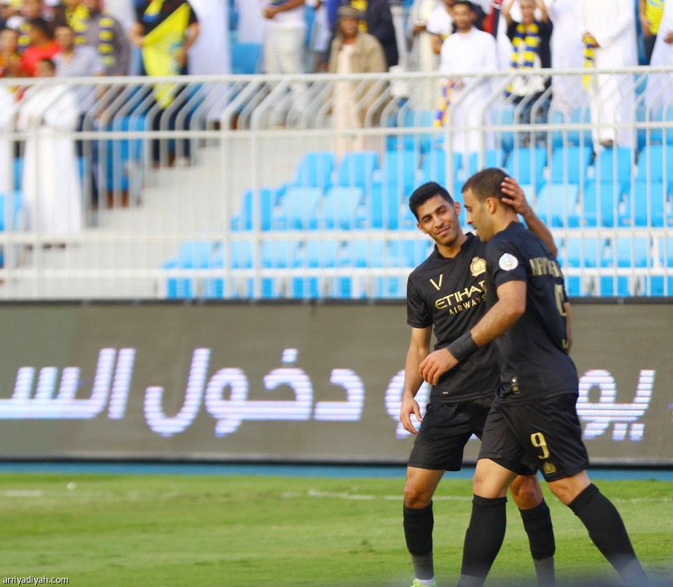 حمدالله ينهي مهمة الرائد برباعية