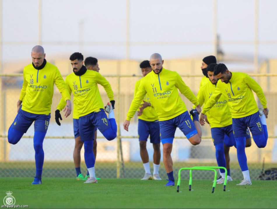 هورفت يباشر مهام فيتوريا باجتماع