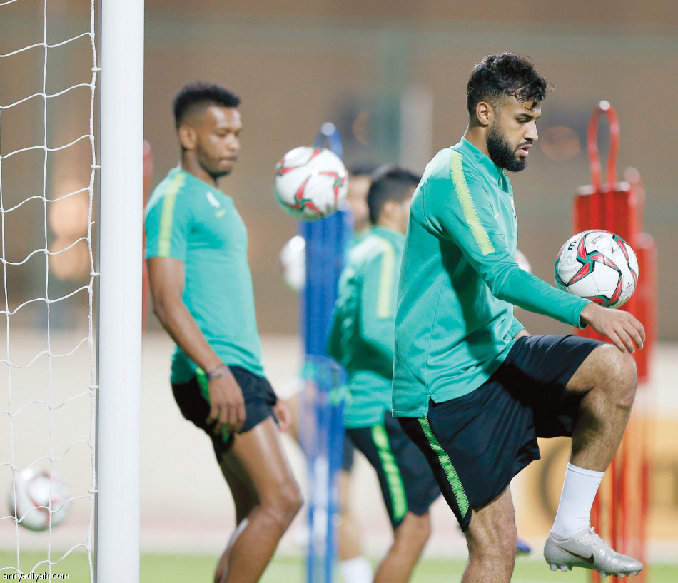الشهري
يعوض الدوسري