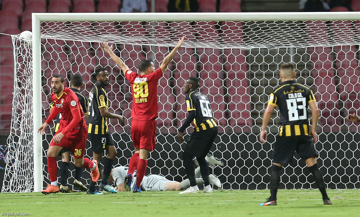 ضمك يزيد أوجاع الاتحاد