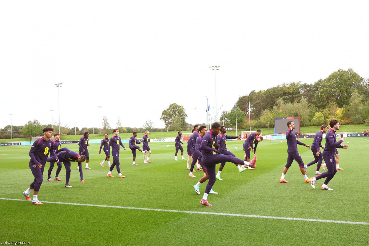 «الأسود الثلاثة» تستعد