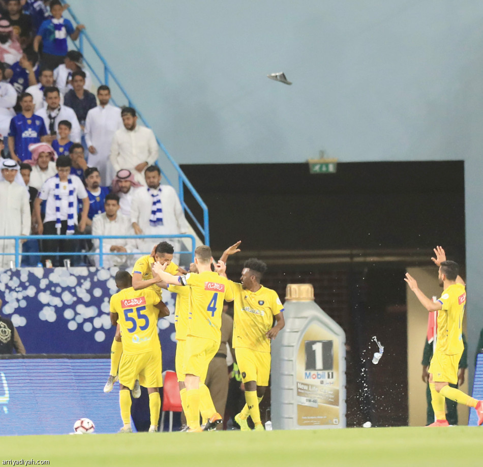 التعاون
يتسلطن على الهلال