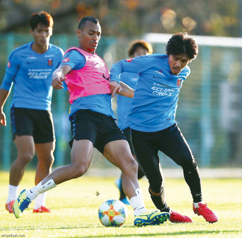 أوتسوكي 
يتراجع.. ويغلق التدريبات
