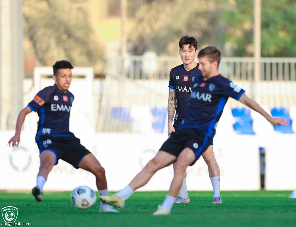 «تمزق» يبعد المعيوف عن الهلال