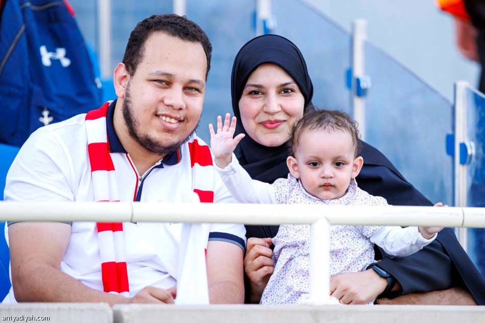 بالأربعة.. الزمالك 
يفتح المدرسة