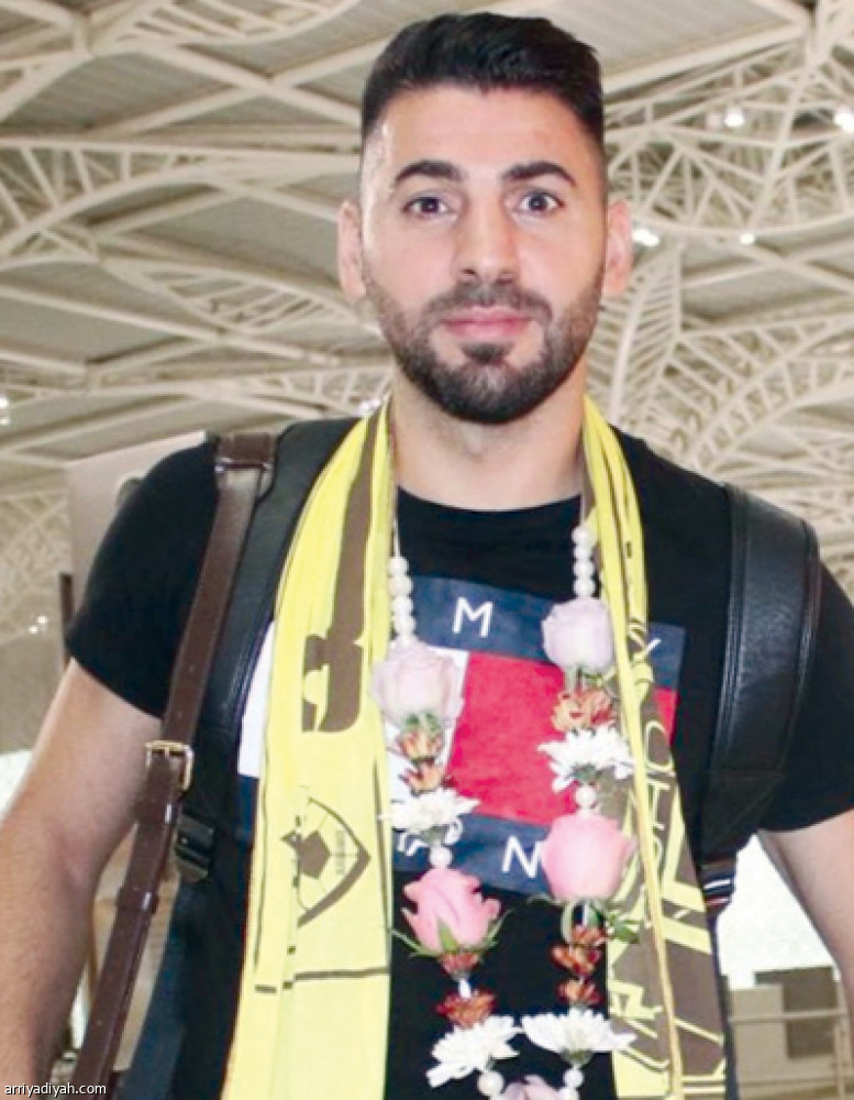 أحد
يتجه إلى إبعاد هداف لبنان