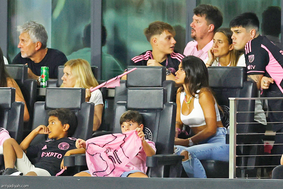 ميسي..
انطلاقة هوليوودية