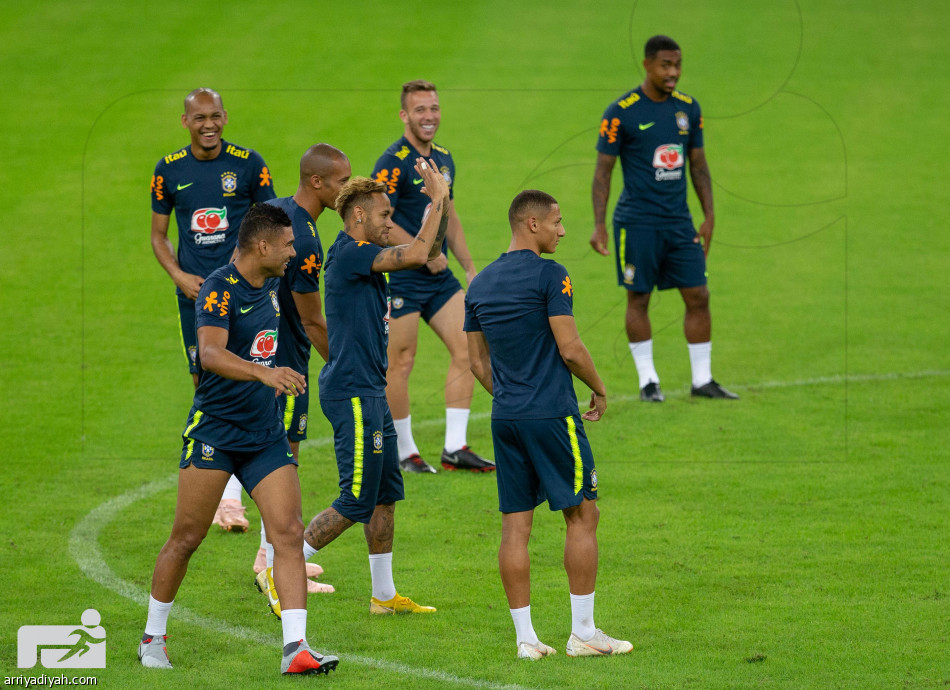 تيتي يجهز البرازيل لـ