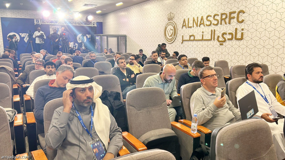 الشمري
يلاحق الـ «فيولا»