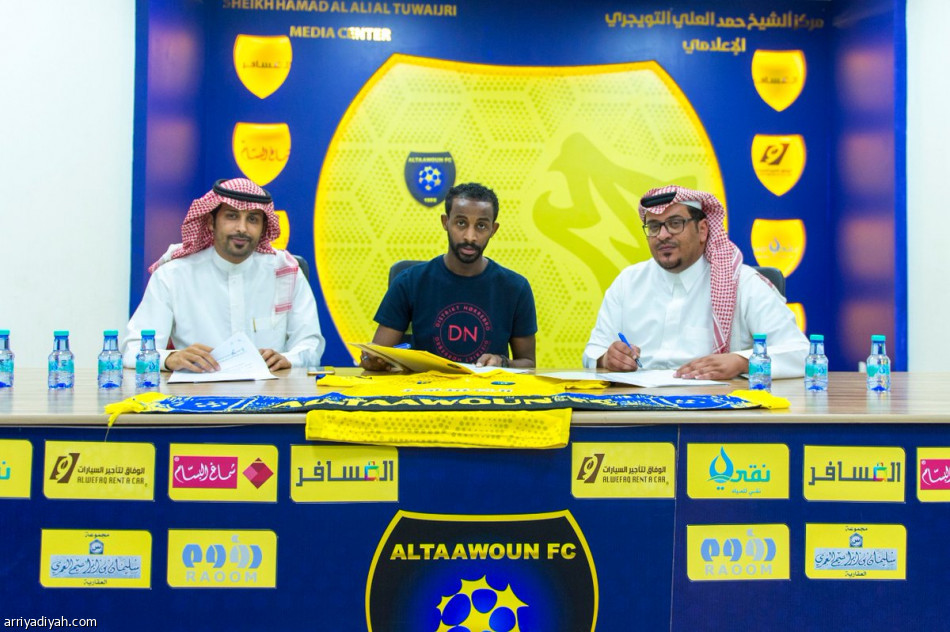 التعاون يحتفظ بسفياني موسما إضافيا