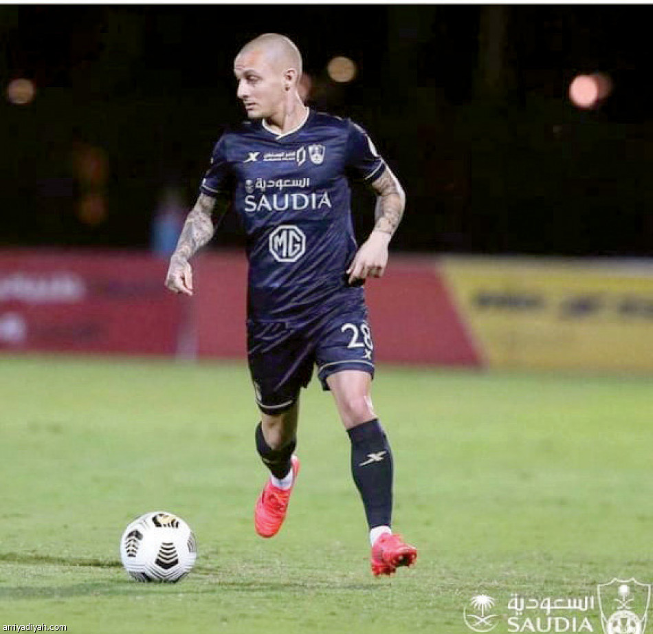 أجانب الكلاسيكو.. 
السومة يبتعد عن جوميز وكاريلو