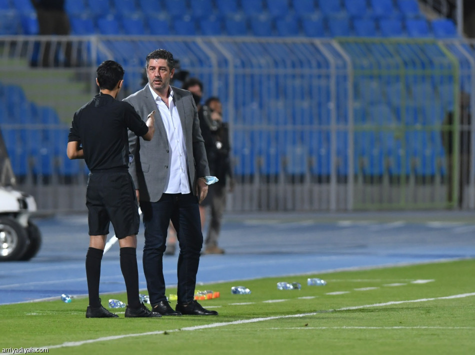 الفتح يفاجئ النصر.. ويسقطه في الافتتاح
