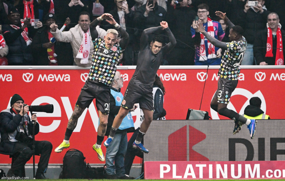 هامبورج يستعيد الانتصارات.. وليفركوزن يتعثر بالتعادل