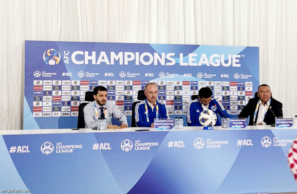 تمبكتي
يفتتح مشوار الهلال