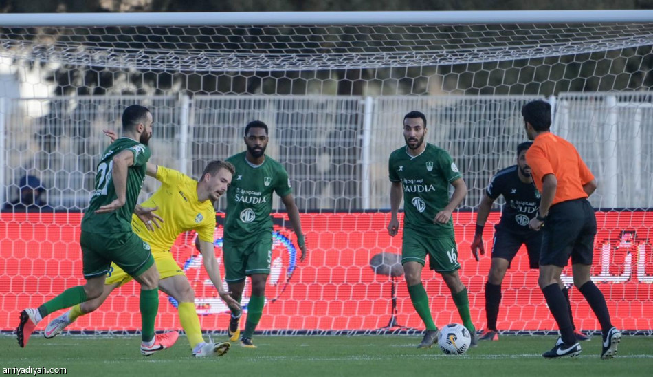 الأهلي ينهض بـ«رباعية العين»