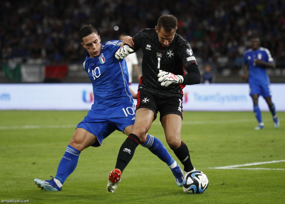 إيطاليا تكتسح مالطة برباعية