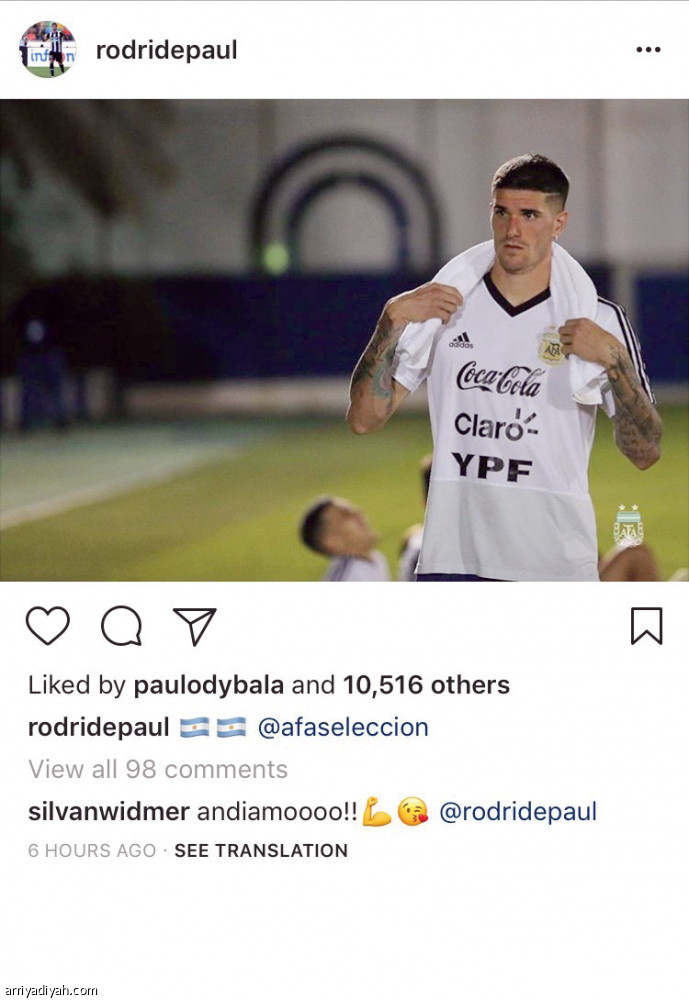 إنستجرام 
يسيطر على النجوم