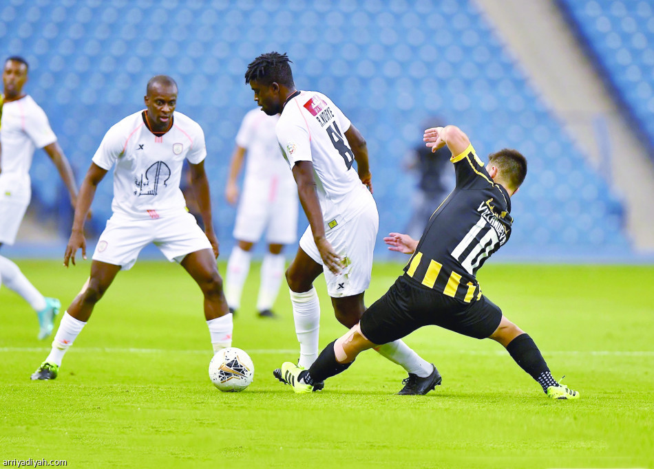 الاتحاد
يكسر صيام 581 يوما