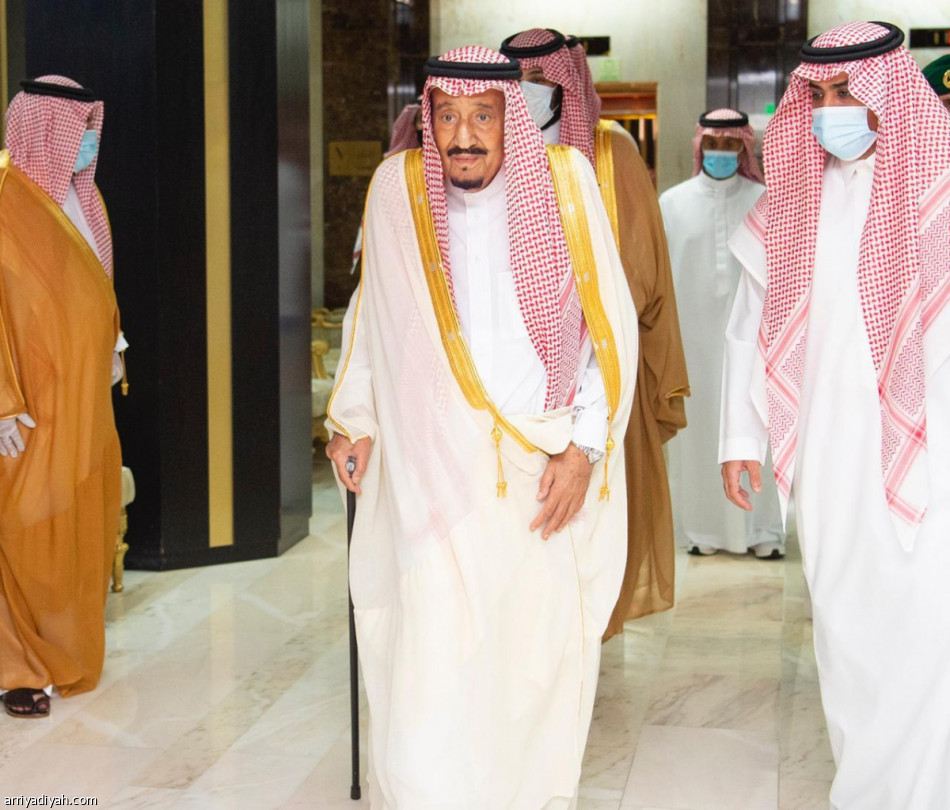 الرياضيون يبتهجون بسلامة قائد الأمة