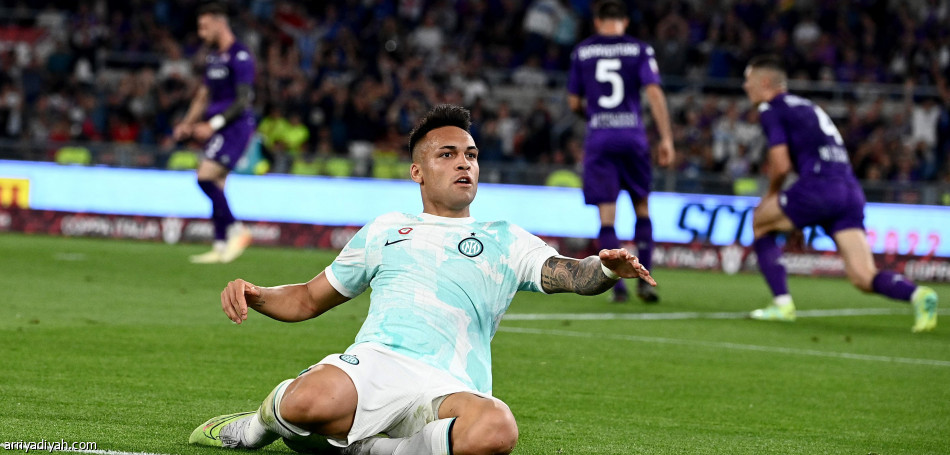 ثنائية مارتينيز تهدي إنتر ذهب كأس إيطاليا