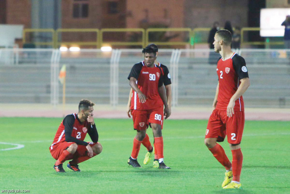 العروبة 
يهز صدارة أبها