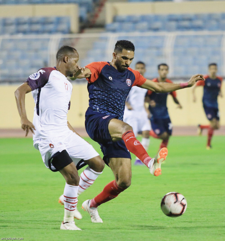 جدة 
يشارك ضمك صدارة الأولى