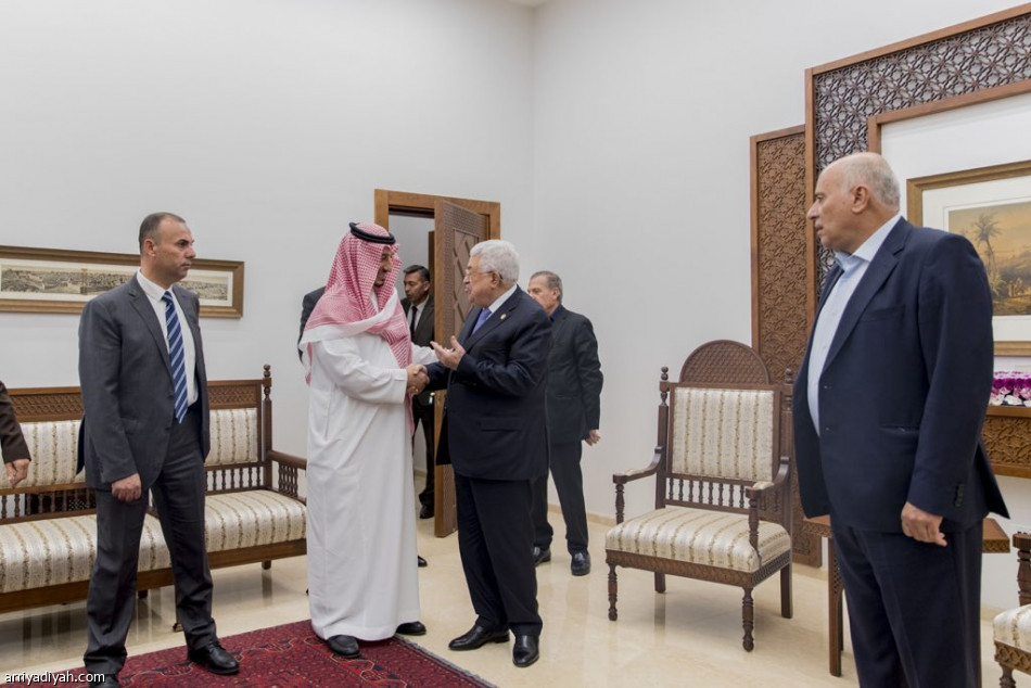 الرئيس الفلسطيني يستقبل بعثة الأخضر