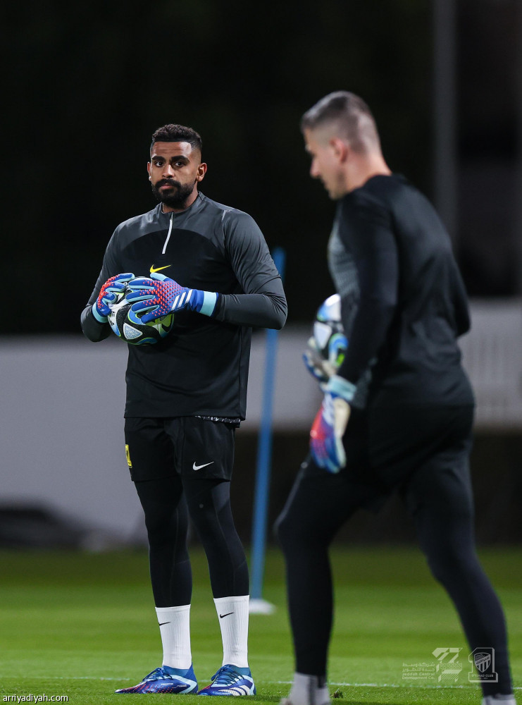 الاتحاد.. بنزيما يغيب وحجازي يعود