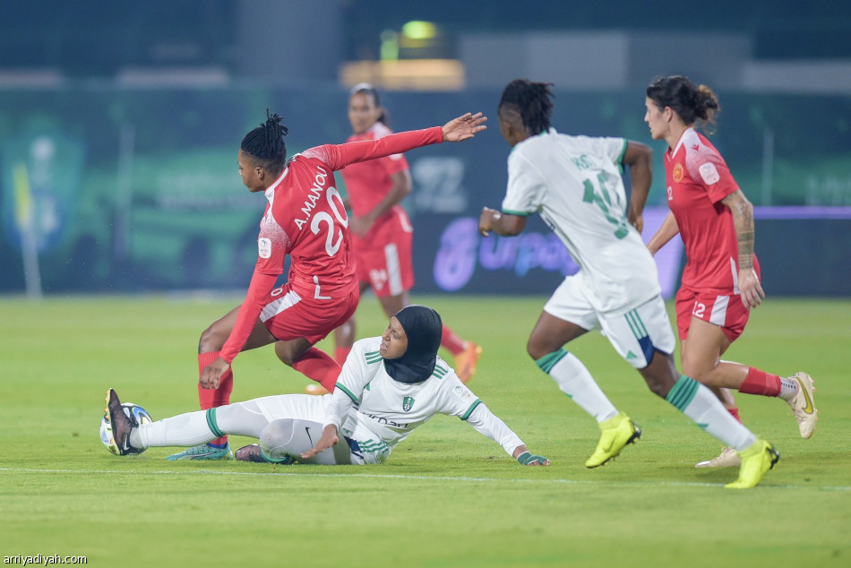 ممتاز السيدات.. الأهلي والقادسية يكتفيان بالسلبية