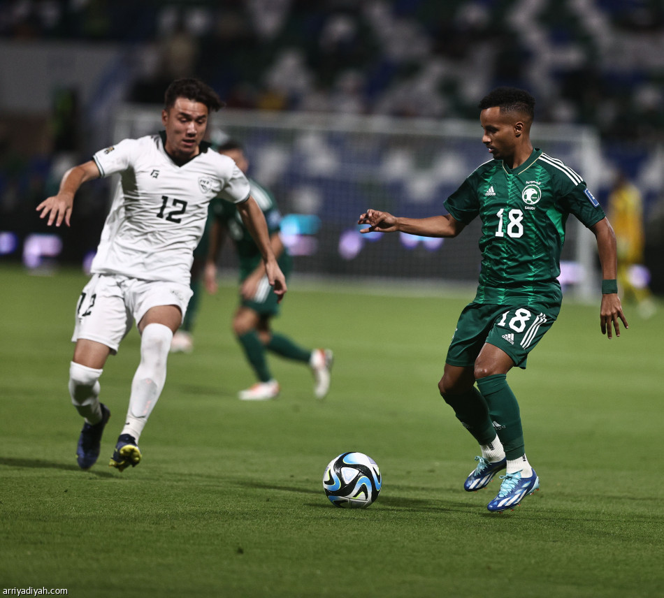 الأخضر يدشن «التصفيات» برباعية باكستان