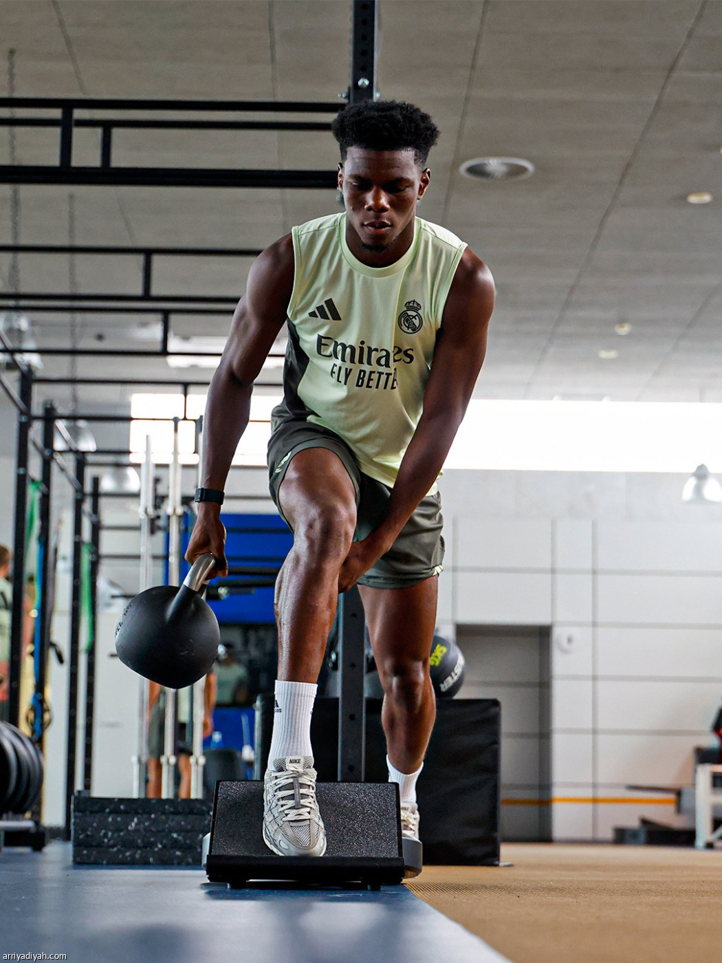 الريال.. 7 ضد 7