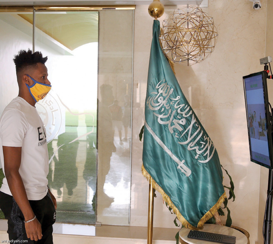 النصراويون 
يلازمون المنزل