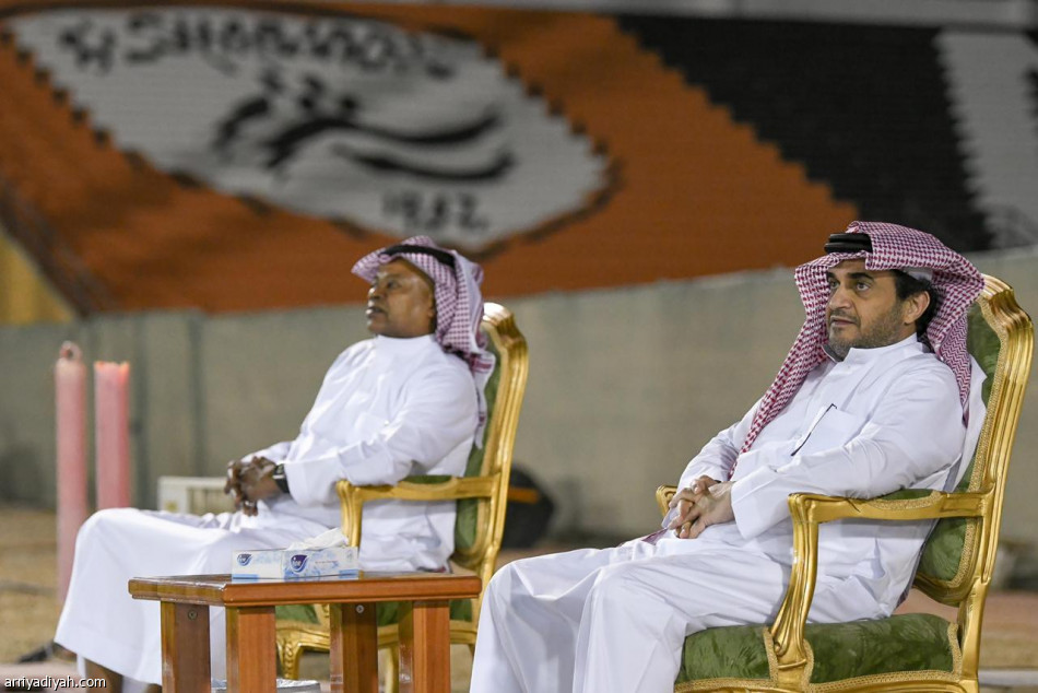 بانيجا وأرلايوسكايس يظهران في تدريبات الشباب