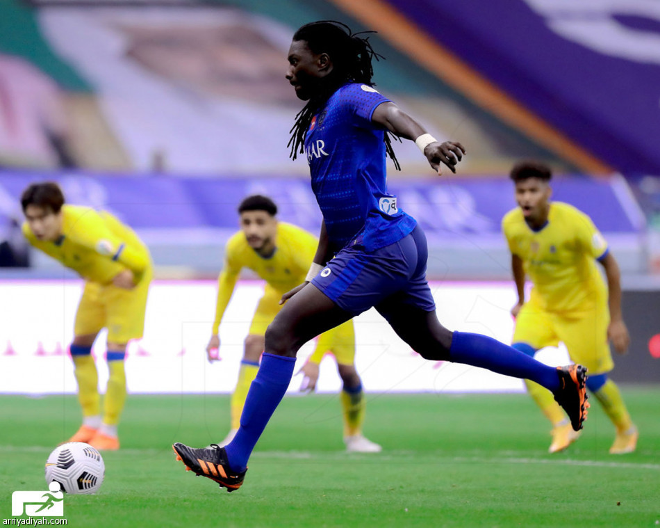 الهلال يهزم النصر دون مدرب