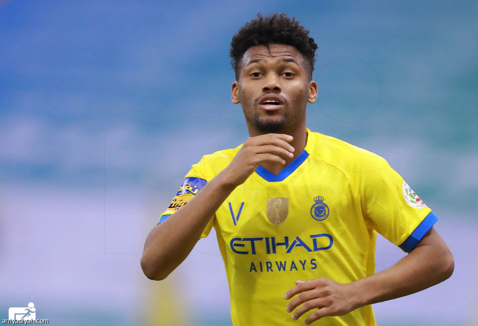 الأهلي يقتنص الوصافة.. والنصر يغرق مجددا
