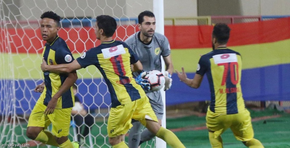 الحزم يقترب من البقاء في دوري المحترفين